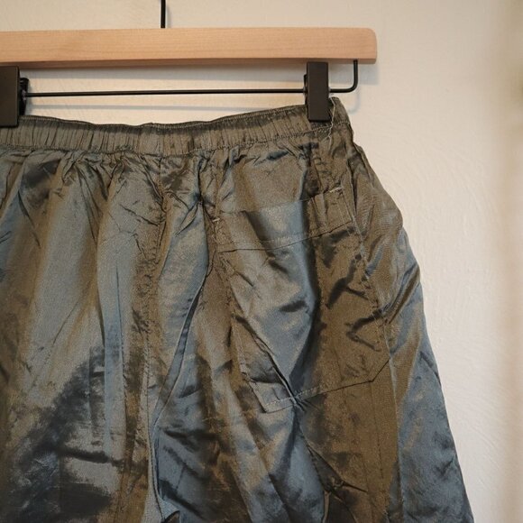 Zyng Green Shiny Lined High Waist Workout Athletic Shorts Size XS - Picture 4 of 7